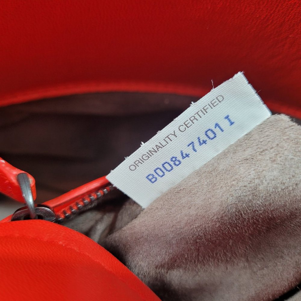 Bottega Veneta Red Intrecciato Woven Leather Tote Bag - Picture 11 of 11